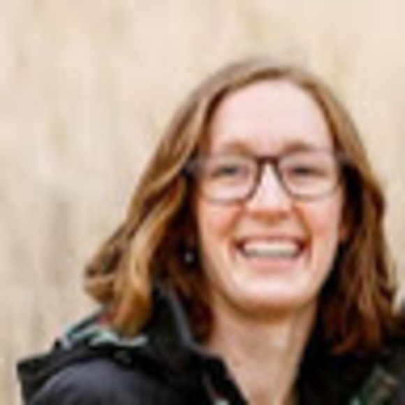 Meet your Posher, Julia - Picture 1 of 1